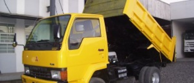 Canter 4WD Dump Truck-SOLD